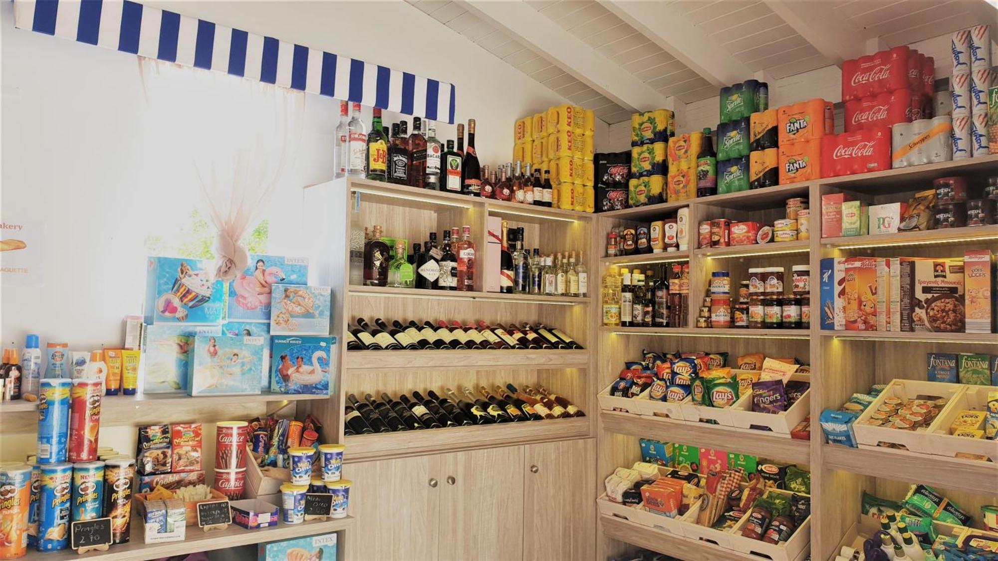 法拉瑟尼斯海滩别墅酒店 圣纳帕 外观 照片